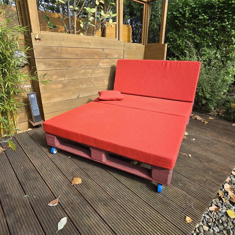 Coussin de palette avec dossier