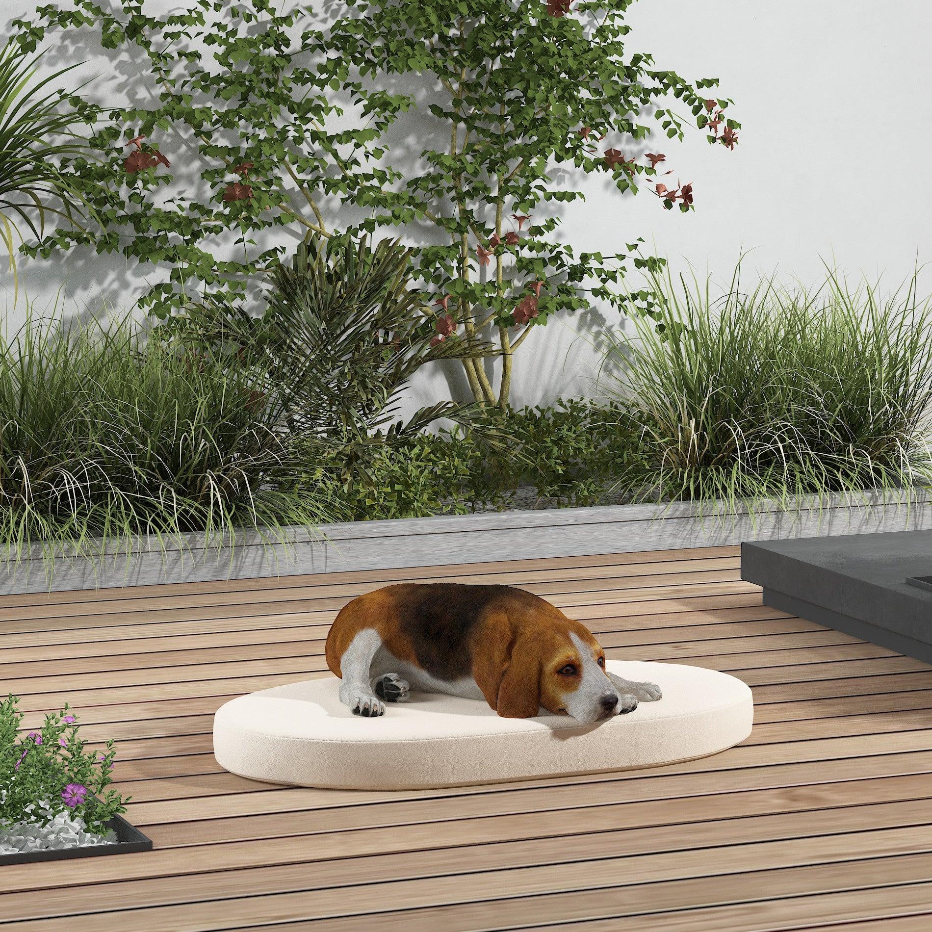 Lits pour chiens d'extérieur ovales et ronds sur mesure